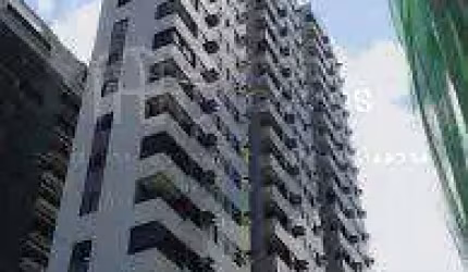Apartamento à Venda em Espinheiro