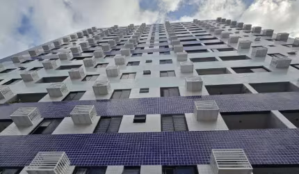 Apartamento à Venda em Aflitos
