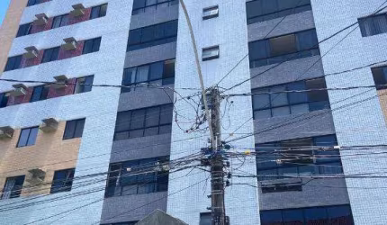 Apartamento à Venda em Espinheiro