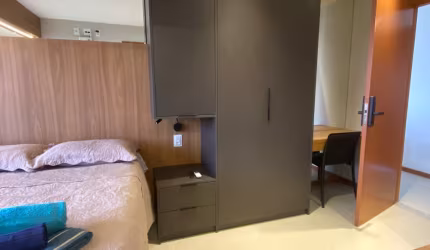 Lindo Studio com varanda incorporada, Caminho das Arvores