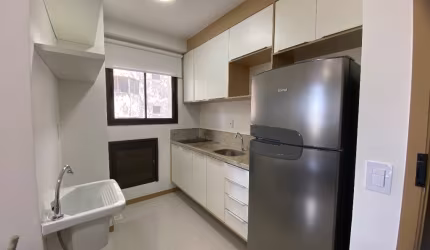 Alugo 2 suítes, mobiliado, House Federação