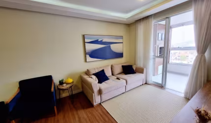 Apartamento 2 dormitórios na Praia Comprida