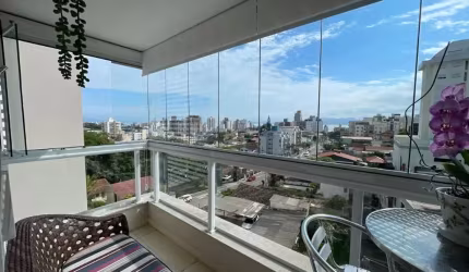 Apartamento 2 suítes no Estreito