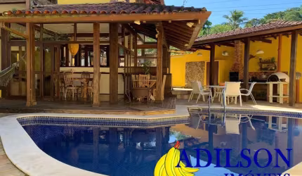 CASA NA VENDA EM MARESIAS -ÁREA NOBRE