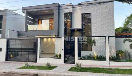 Imóvel com acabamento de luxo em Maringá - Casa à venda na Vila Esperança - 181.53m² - Iluminação LED, Acabamento em Gesso, Área de Deck com Jacuzzi