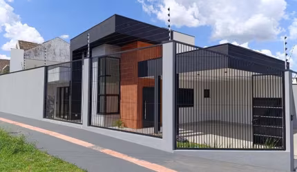 Casa à venda em Maringá, Jardim Monte Rei -  Pronto para morar