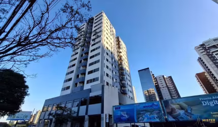 Apartamento com 3 Quartos e 110m² de Área Privativa no Centro de Maringá.