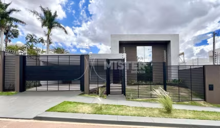 Casa com Quatro Suítes no Jardim Michelângelo em Maringá.
