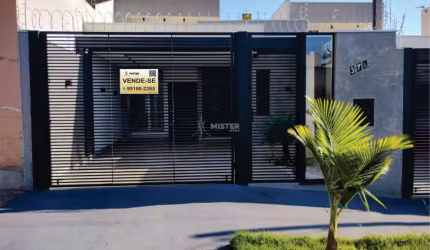 Casa à venda em Maringá, Jardim Colina Verde - 100m² - Churrasqueira e Quintal