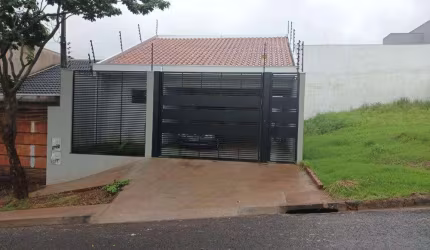 Casa Sobrado com Suite com, em um Amplo espaço de obra, JD. Espanha - Imperdível!