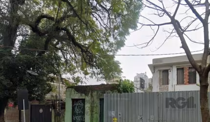 Terreno à venda na Rua São Manoel, Rio Branco, Porto Alegre por R$ 850.000