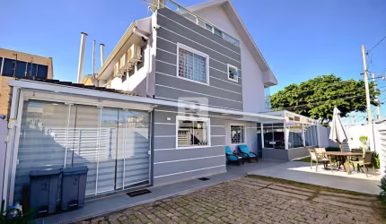 Casa com 3 quartos à venda na Rua Odete Laura Foggiato, 945, Atuba, Curitiba por R$ 1.299.000