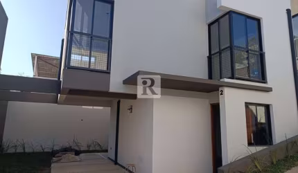 Casa com 2 quartos à venda na Rua Nossa Senhora do Rocio, 223, Santa Cândida, Curitiba por R$ 559.000