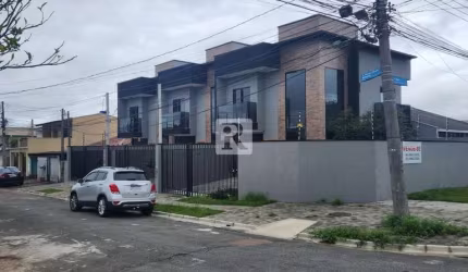 Casa com 3 quartos à venda na Manoel Albano Roskamp, 22, Cajuru, Curitiba por R$ 590.000