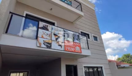 Casa com 3 quartos à venda na Rua Antônio Gonçalves Dias, 554, Vargem Grande, Pinhais por R$ 760.000