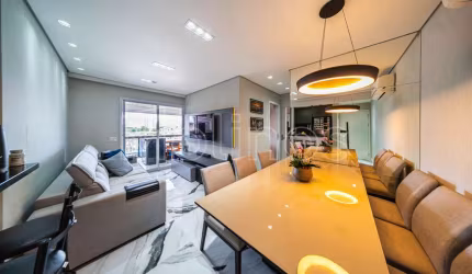 Apartamento de 81m² sendo a suite master com closet, 2 vagas de garagem com depósito, a venda na Vila Formosa