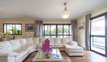 Apartamento Alto Padrão com268m² no Anália Franco