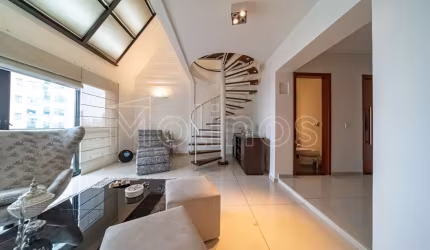 Cobertura Duplex  no Miolo do Anália Franco!!!