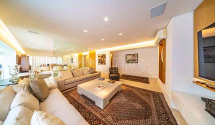 Apartamento de Luxo Mobiliado com 4 Suítes no Campo Belo próximo ao Shopping Ibirapuera