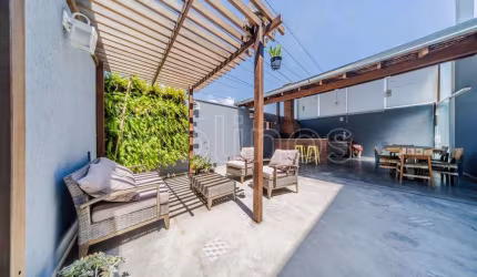 Casa com 4 Suítes em uma das melhores ruas da Mooca
