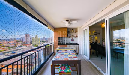 Apartamento  126M², com 3 quartos à venda na Moóca.