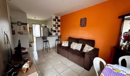 Casa em Condomínio.