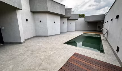 Casa com 3 quartos à venda na Rua FL30, 1, Parque das Flores, Goiânia, 77 m2 por R$ 690.000