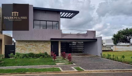 Casa de alto padrão com 4 dormitórios para alugar, 300 m² por R$ 9.300/mês