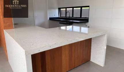 Casa com 3 dormitórios à venda, 221 m² por R$ 1.250.000,00 - Condomínio Residencial Gaudí - Anápolis/GO
