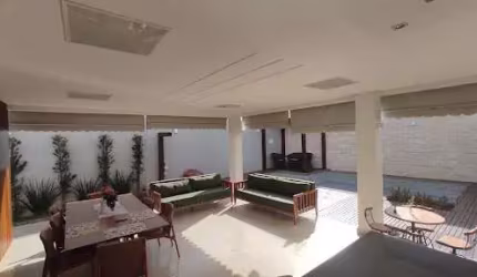 Casa Bem Localizada de Alto Padrão - Bairro Anápolis City