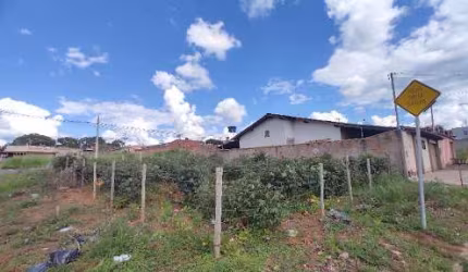Lote de Esquina - Resid Tangará