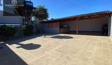 Casa com 3 dormitórios à venda, 220 m² por R$ 690.000,00 - São Carlos - Anápolis/GO