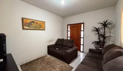 Casa c/ Terreno Amplo - Vila Formosa