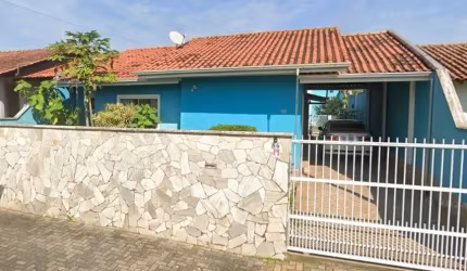 BELÍSSIMA CASA, EXCELENTE LOCALIZAÇÃO EM INDAIAL