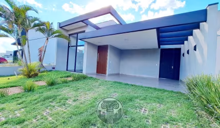 Linda Casa em Condomínio à venda em Ribeirão Preto-SP, no bairro Vivendas da Mata - 3 quartos, 1 suíte, 3 salas, 3 banheiros, 4 vagas de garagem - 150m² de área.