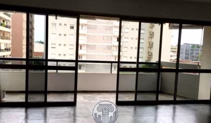 Imperdível apartamento à venda no Centro de Ribeirão Preto-SP: 3 quartos, 1 suíte, 3 salas, 4 banheiros, 2 vagas de garagem, 215m²!