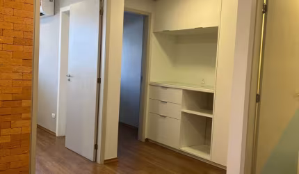 Linda sala comercial pronto para usar