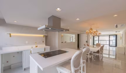 Agradável apartamento tipo para venda com 2 quartos, sendo 2 suítes, 159m²