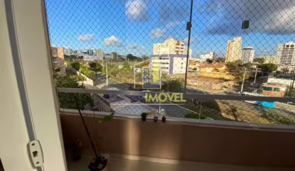 Excelente Apartamento com Varanda, Localizando na Av. Luiz Eduardo, Candeias, Vitória da Conquista,
