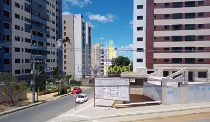 Casa tipo Sobrado solto no terreno a 300 mts da Faculdade Fainor  com 4 salas, 3/4 no Bairro Candei