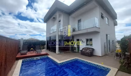 Casa de 4 quartos sendo 3 suites à venda em condomínio fechado com planejados, podendo ser vendido