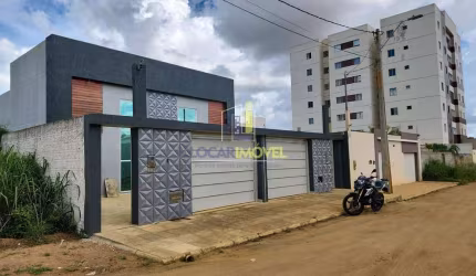 Casa averbada, nova de 3 quartos sendo 1 suíte co closet  com corredor lateral no Bairro Candeias e