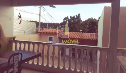 Oportunidade para investidores! Casa alugada à venda, com Habite se Comercial  no Candeias com rua