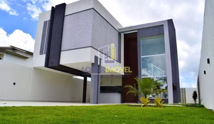 Casa com espaço gurmet e com suíte master no Bairro Candeias, pertinho de tudo.