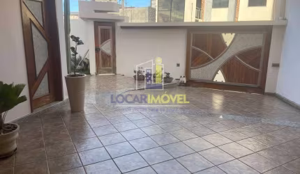 Excelente casa , locação para fins comerciais em região privilegiada, bairro Recreio, Vitória da Co