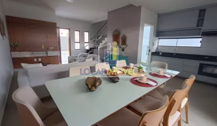 Casa com 3 suítes, com a parte inferior mobiliada e decorada à venda, Boa Vista, Vitória da Conquis