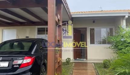 Excelente casa em condomínio, Semi - mobiliada, com 3 quartos, com 1 suíte e closet, no Primavera,