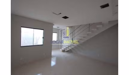 Casa duplex pronta para morar de 3 quartos sendo 1 suíte + terraço para área gourmet ou ampliação n