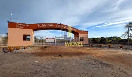 Sítios de 20 mil m² dentro de Associação fechada já cercado, no Terra Estância das Rosas ao lado do