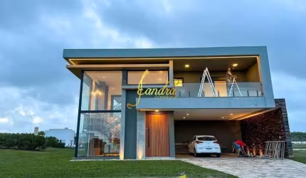 Sobrado Costa Serena,  a beira do lago, condomínio beira mar com 04 suites  mobiliado